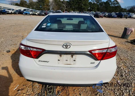 2016 Toyota Camry Le z USA, uszkodzony, nr VIN 4T1BF1FK1GU572795